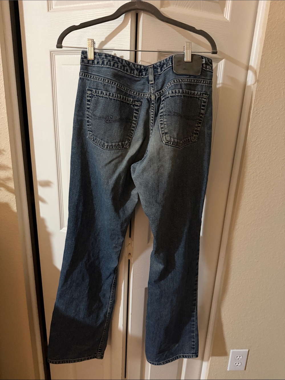 Silver Jeans Women's Dark Blue Straight Leg Denim Jeans